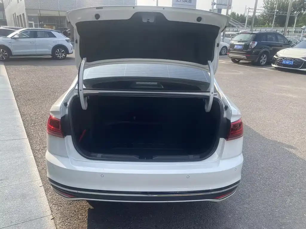 Volkswagen Bora — миниатюра 10