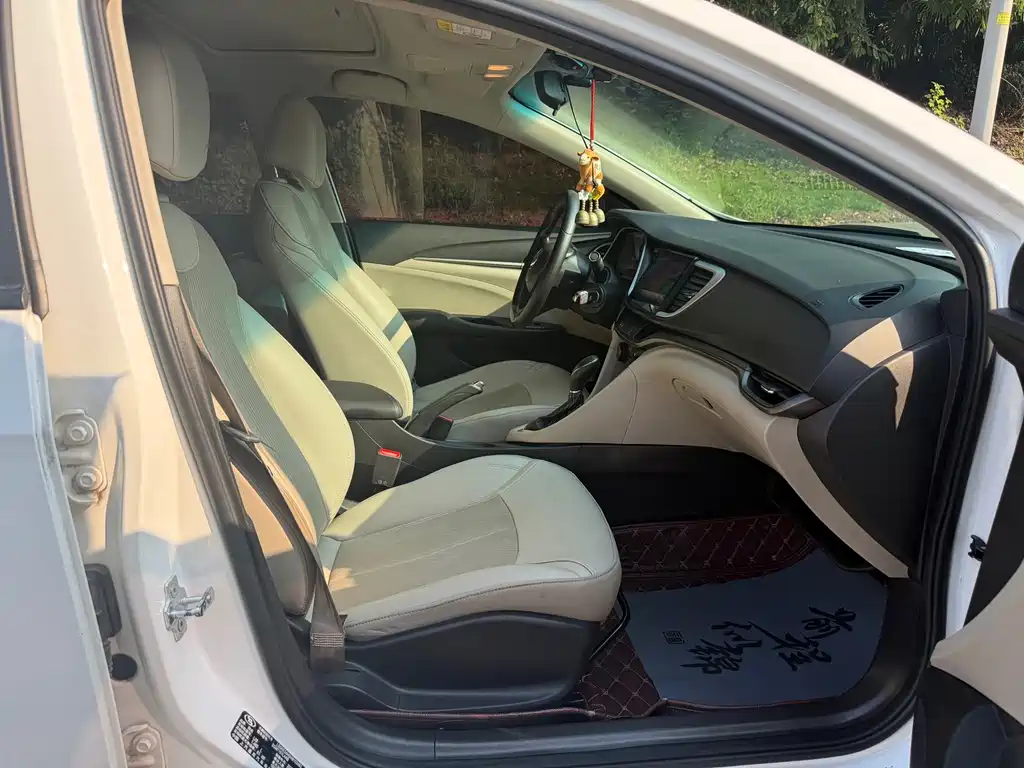 Buick Excelle — миниатюра 6