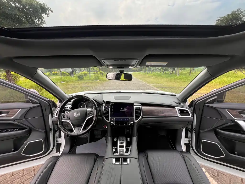 Honda UR-V — миниатюра 8