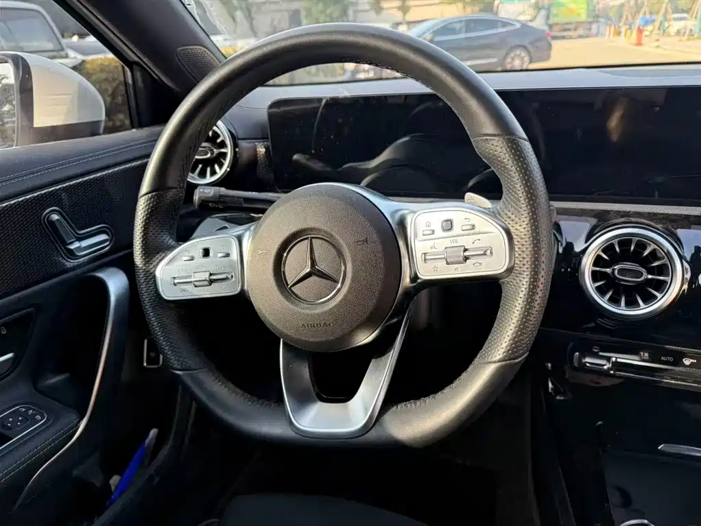 MERCEDES-BENZ A CLASS