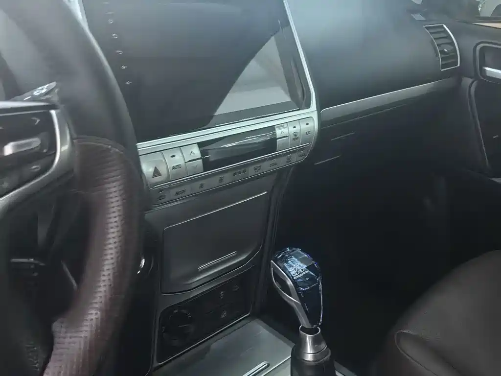 Toyota Prado — миниатюра 6