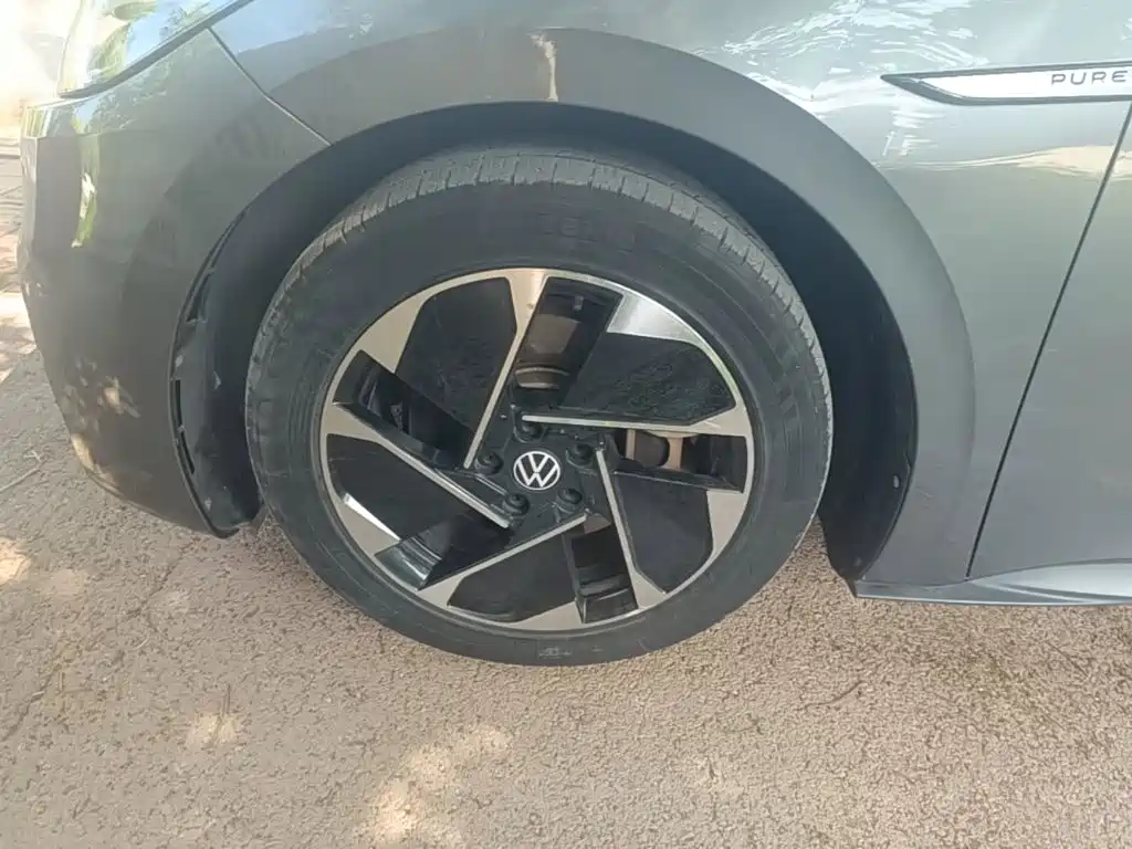 Volkswagen ID.3 — миниатюра 23