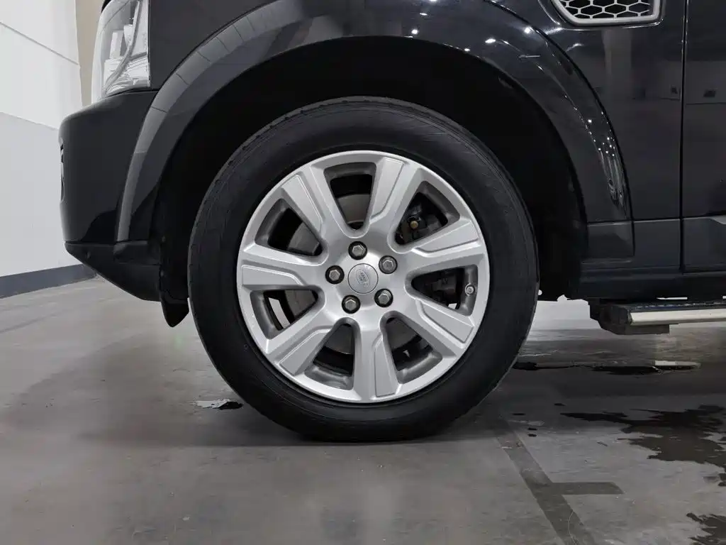 Land Rover Discovery — миниатюра 17