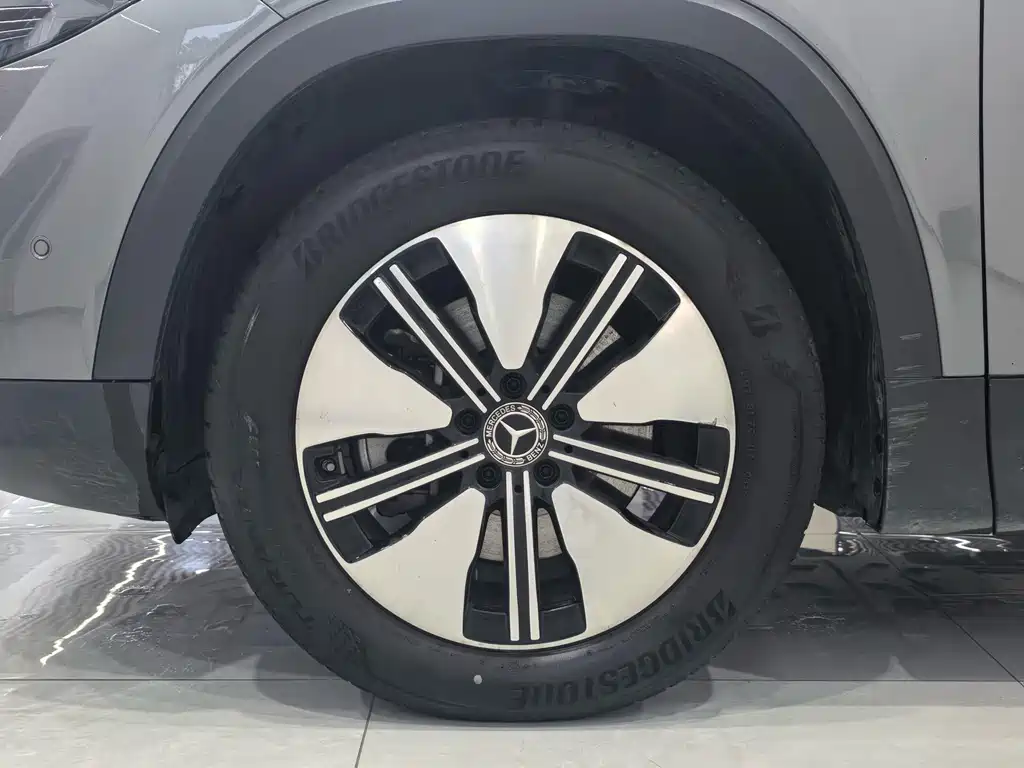 Mercedes-Benz EQB 2023 EQB 260