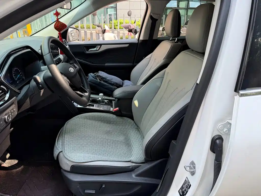 Ford Escape — миниатюра 8