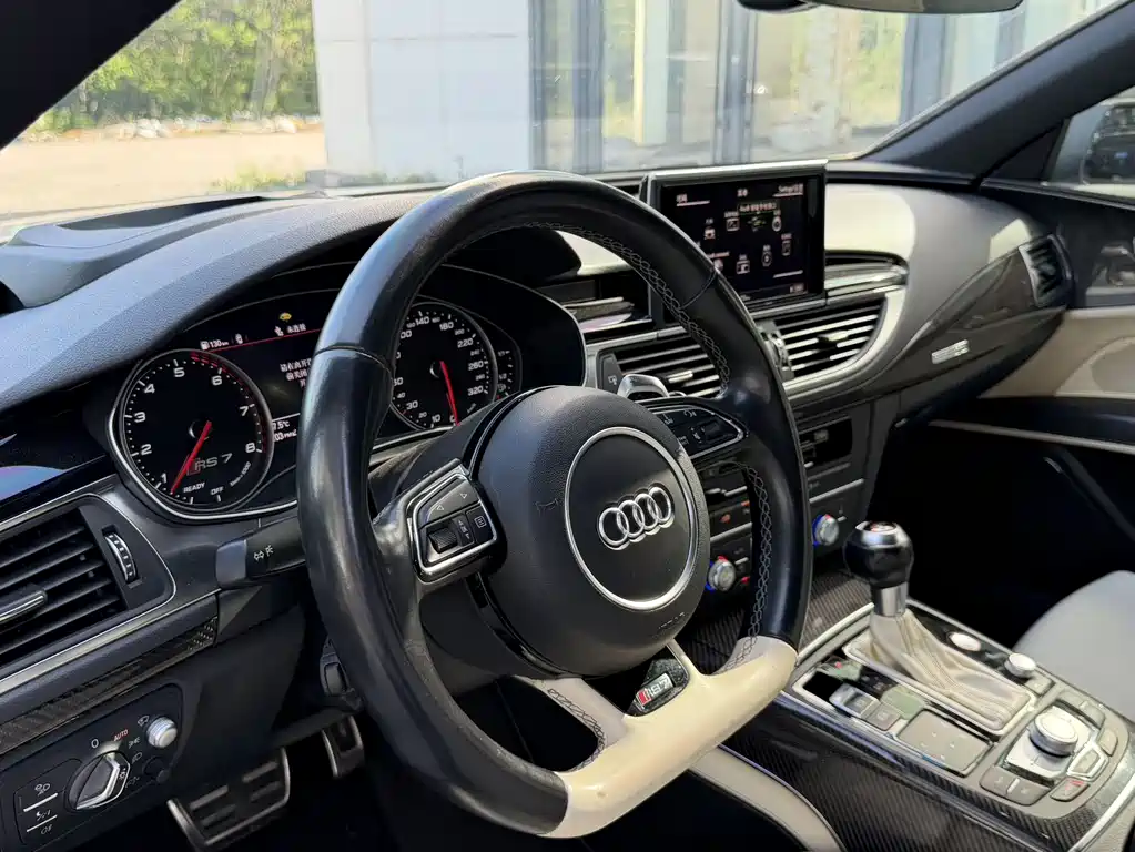 Audi RS 7 2016 RS 7 4.0T Sportback performance