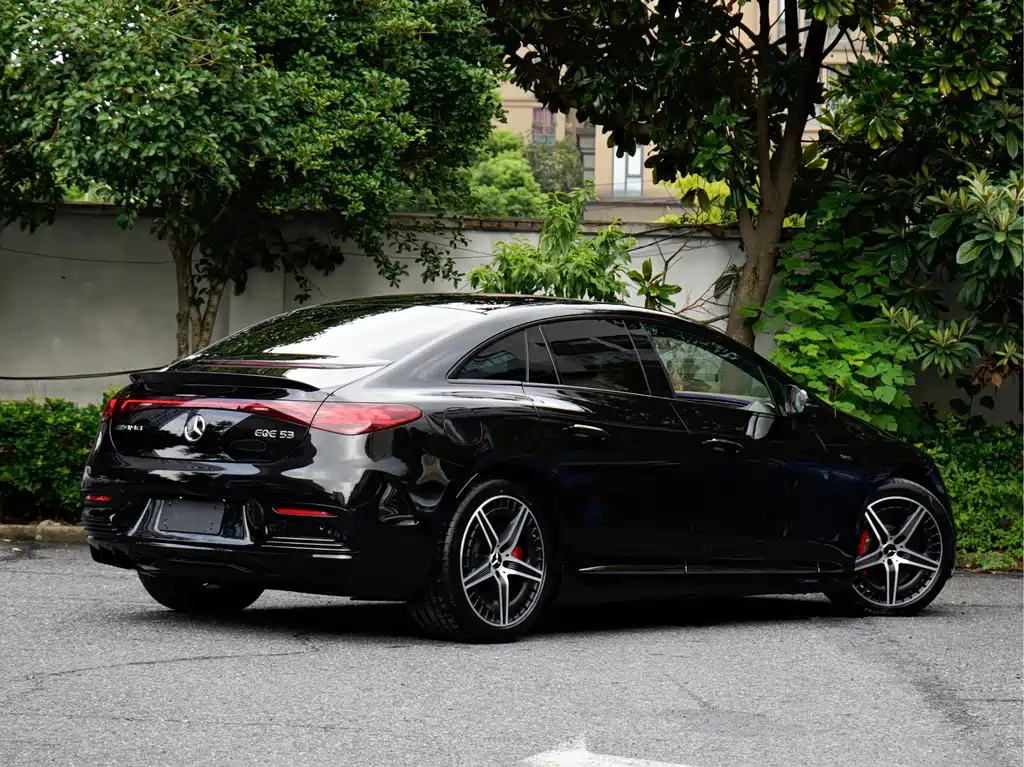 Mercedes-Benz EQE AMG — миниатюра 4
