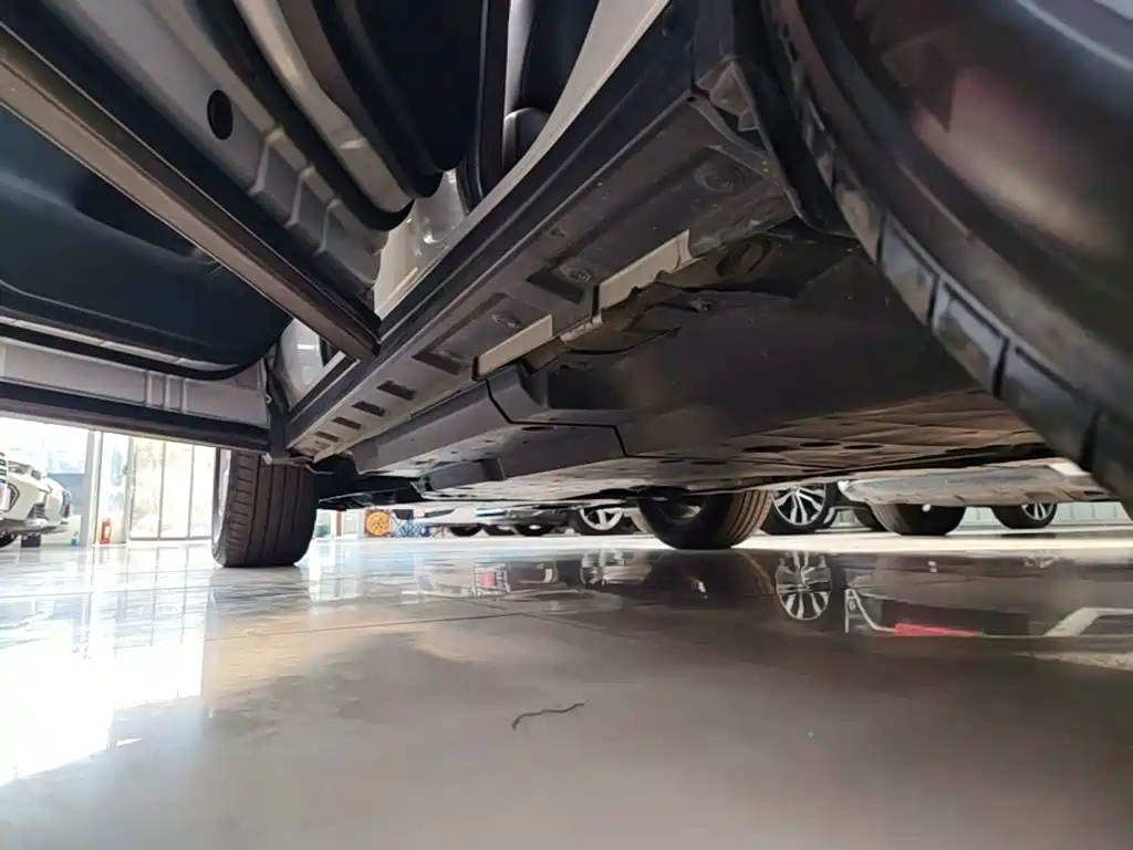 Toyota RAV4 — миниатюра 22