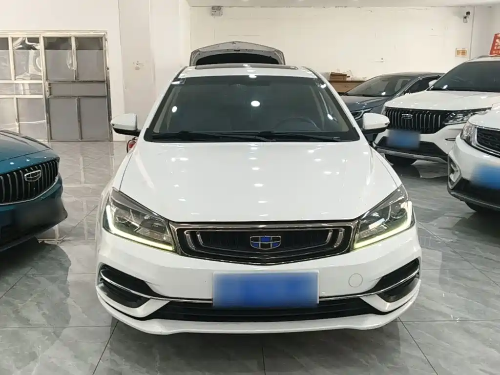 Geely Emgrand — миниатюра 3