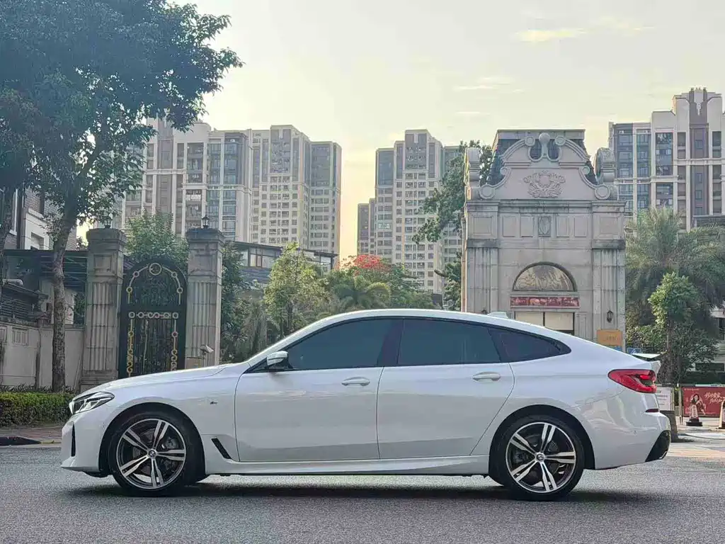 BMW 6 Series GT — миниатюра 7