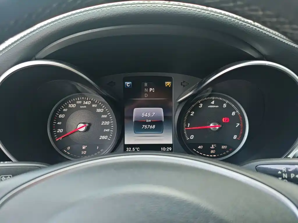Mercedes-Benz C-Class — миниатюра 12