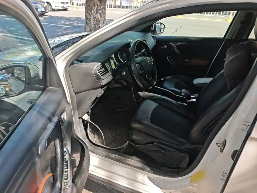 Citroen C3-XR — миниатюра 16