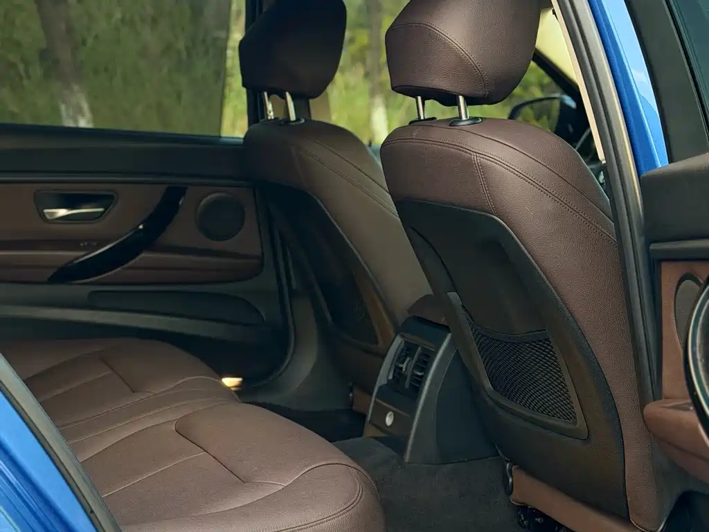 BMW 3 Series — миниатюра 19