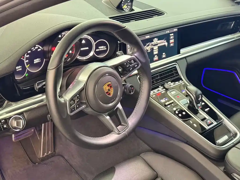 Porsche Panamera Hybrid — миниатюра 15