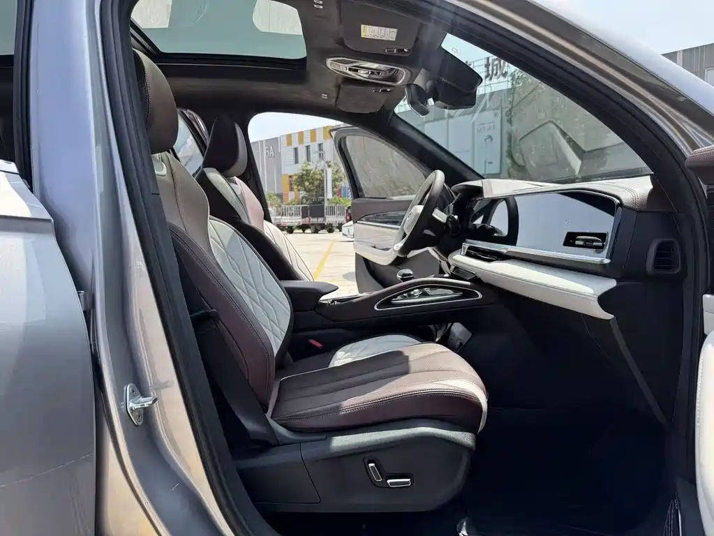 Geely Xingyue L — миниатюра 30