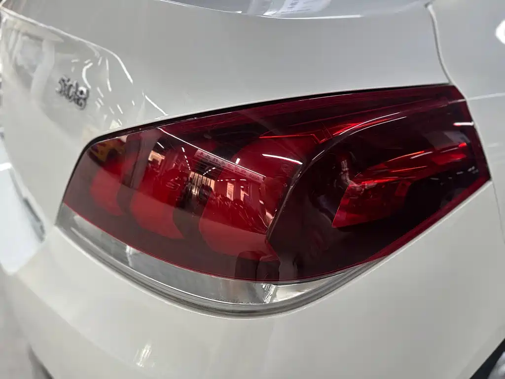 Peugeot 508 — миниатюра 9