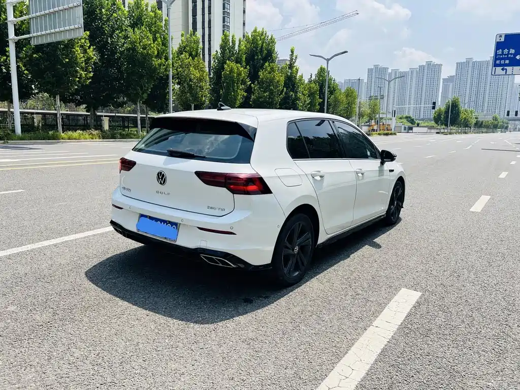 Volkswagen Golf — миниатюра 11
