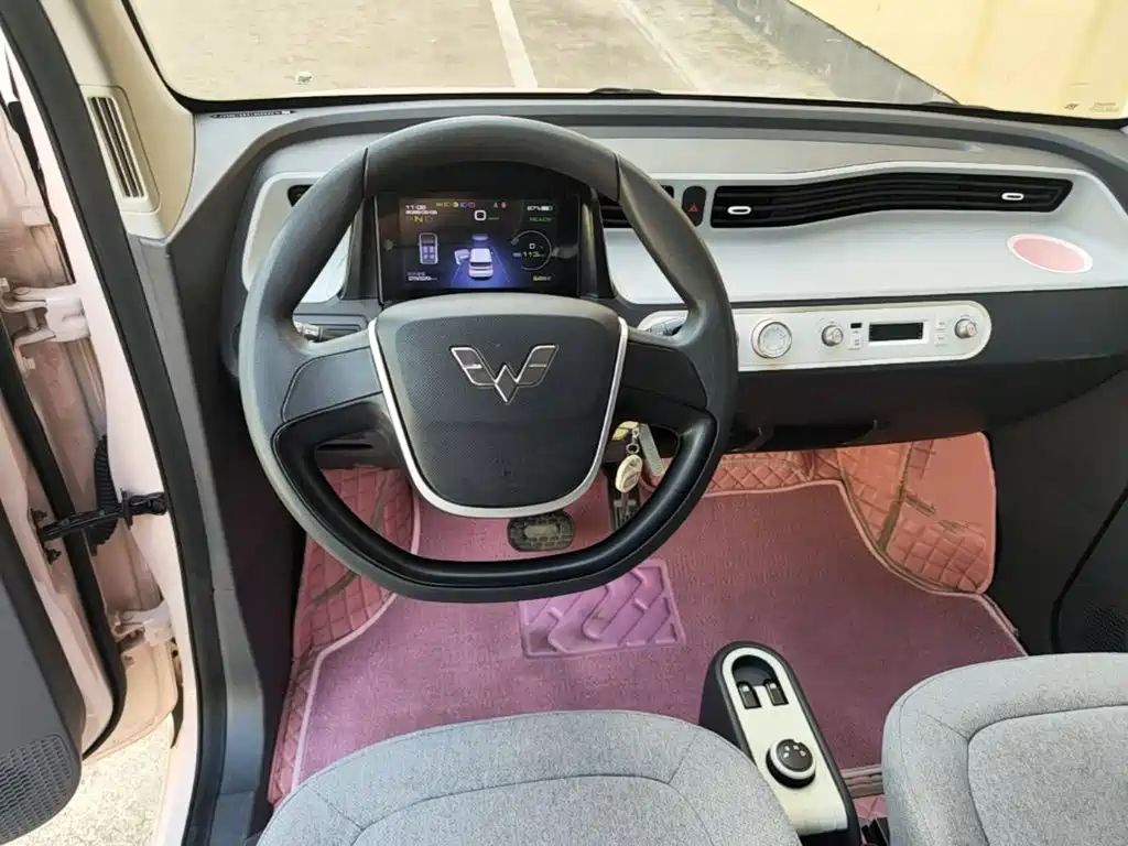 Wuling MINIEV — миниатюра 11