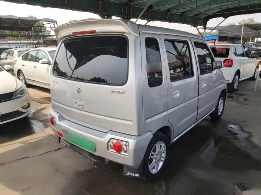 Suzuki Wagon R — миниатюра 7