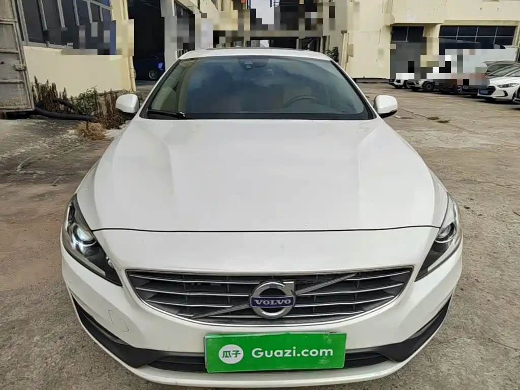 Volvo S60 — миниатюра 3