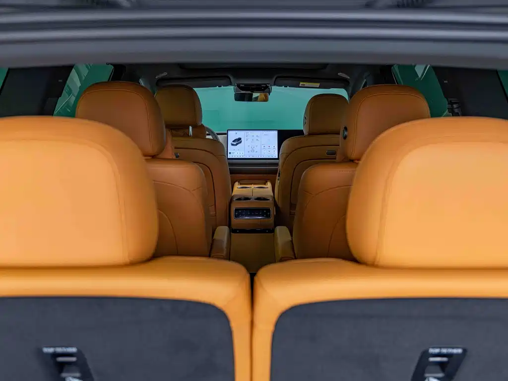 Li Auto i8 2025 Standard