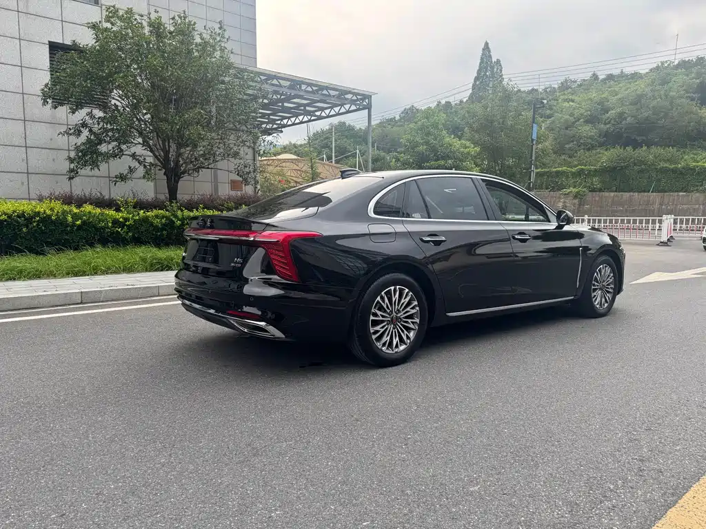 Hongqi Hongqi H5 — миниатюра 5