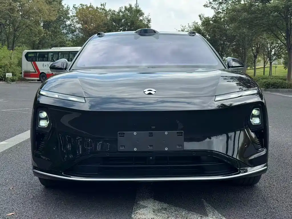 NIO NIO ET9