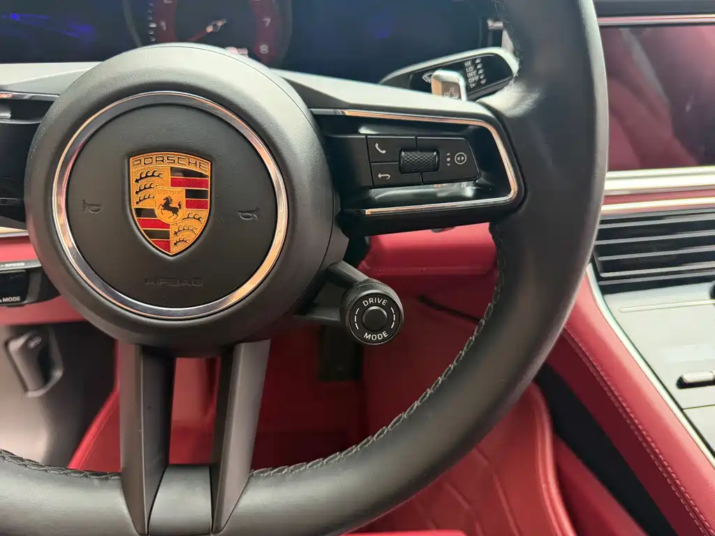 Porsche Panamera — миниатюра 7