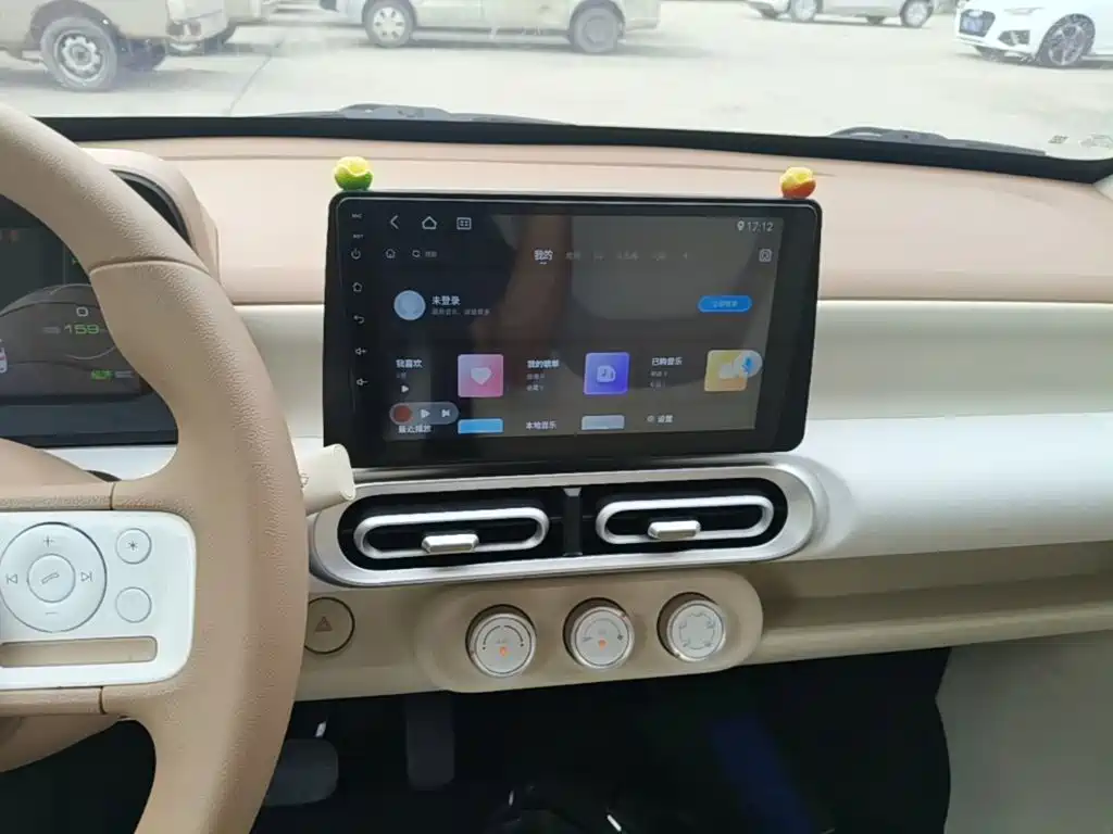 Wuling MINIEV — миниатюра 13