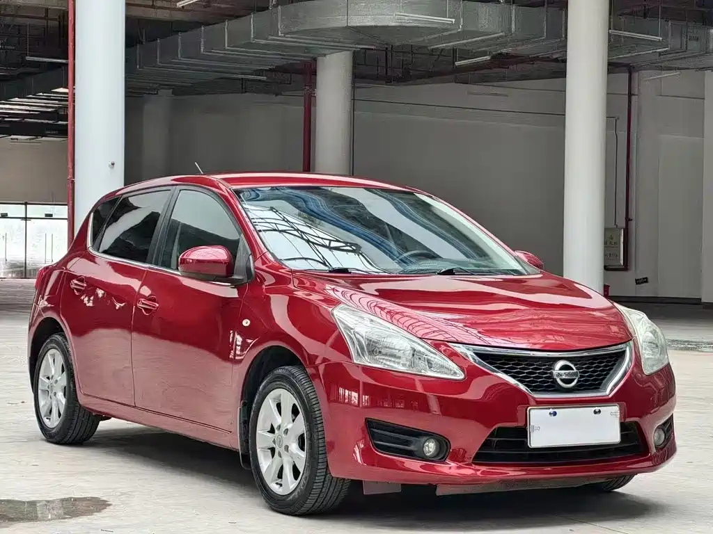 Nissan Tiida — миниатюра 3