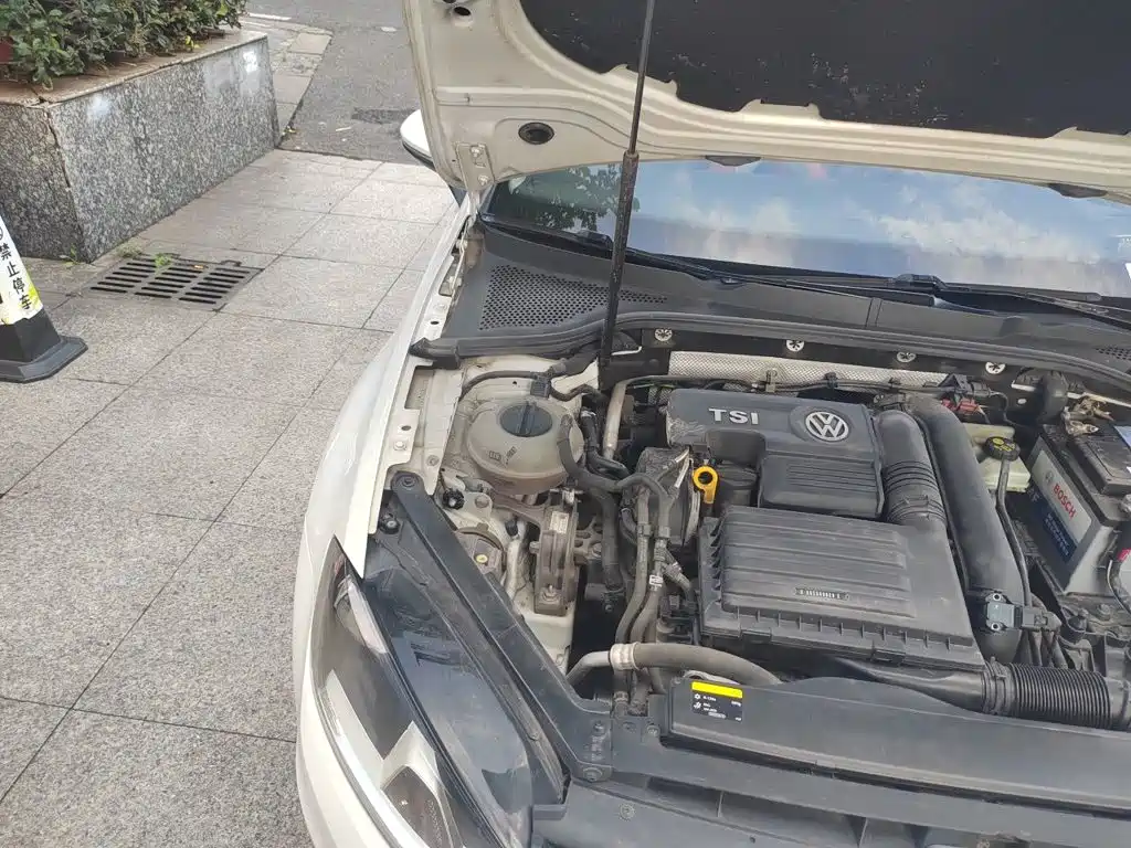Volkswagen Golf — миниатюра 21