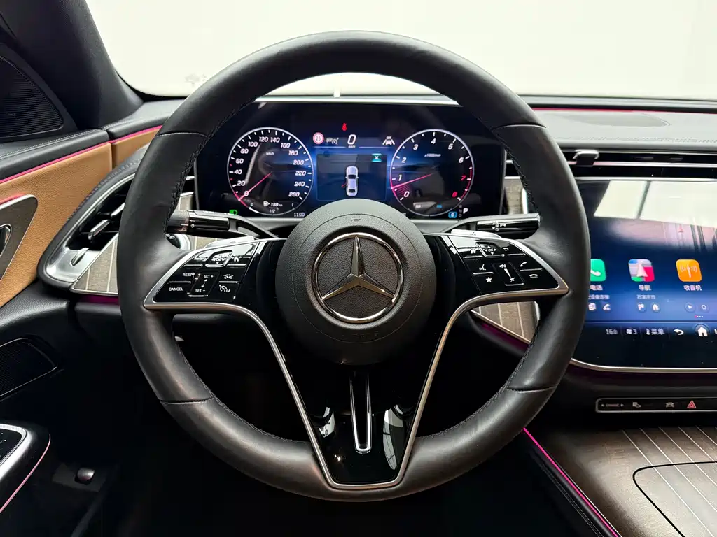 Mercedes-Benz E-Class E 2025 E 300 L Fashion