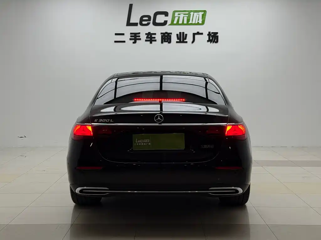 Mercedes-Benz E-Class E 2025 E 300 L Fashion