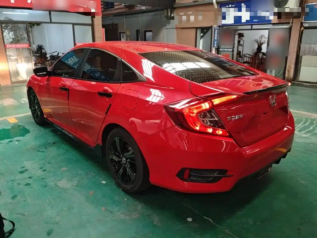 Honda Civic — миниатюра 5