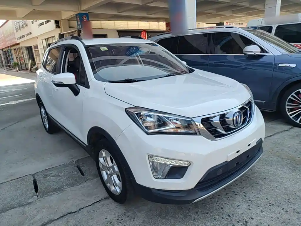 Changan CS15 — миниатюра 4