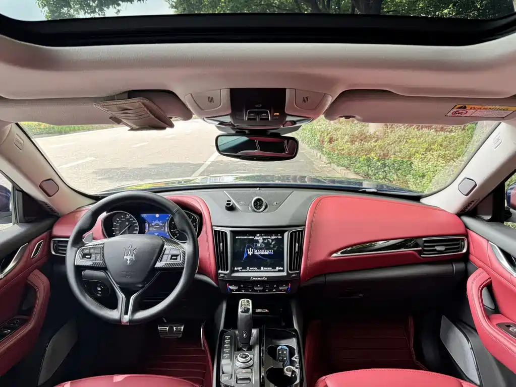 Maserati Levante — миниатюра 6