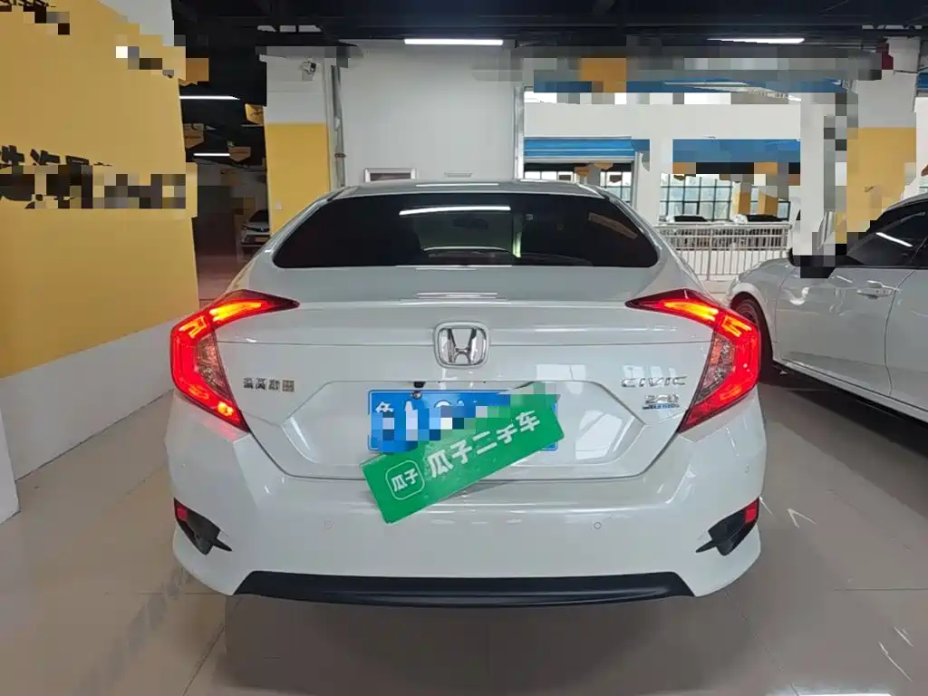 Honda Civic — миниатюра 6