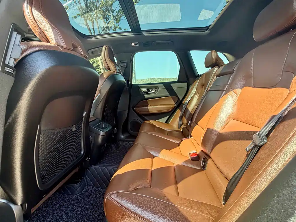 Volvo XC60 2021 T5 Luxury