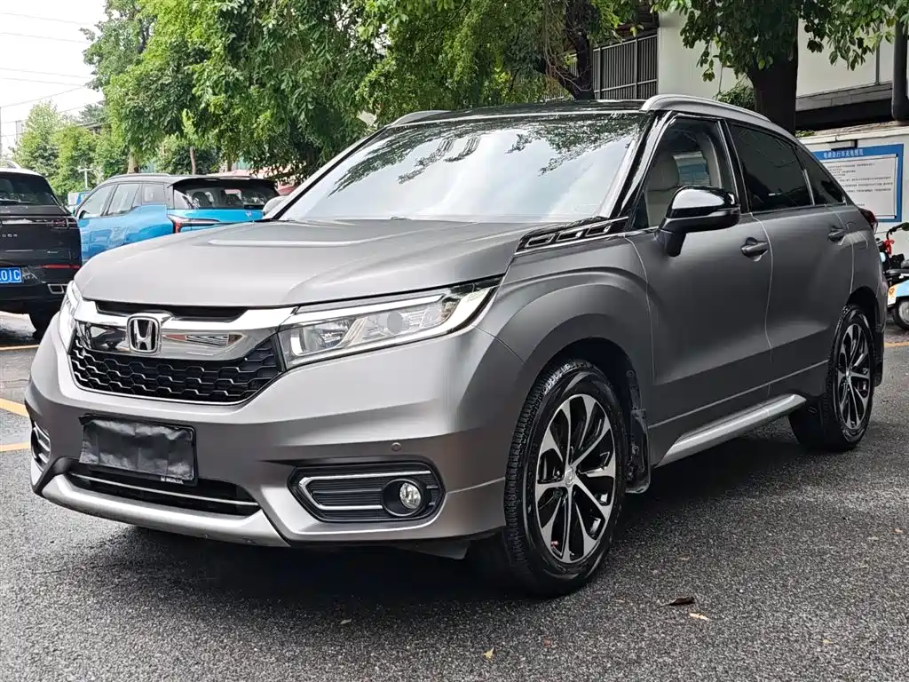 Купить Honda Avancier