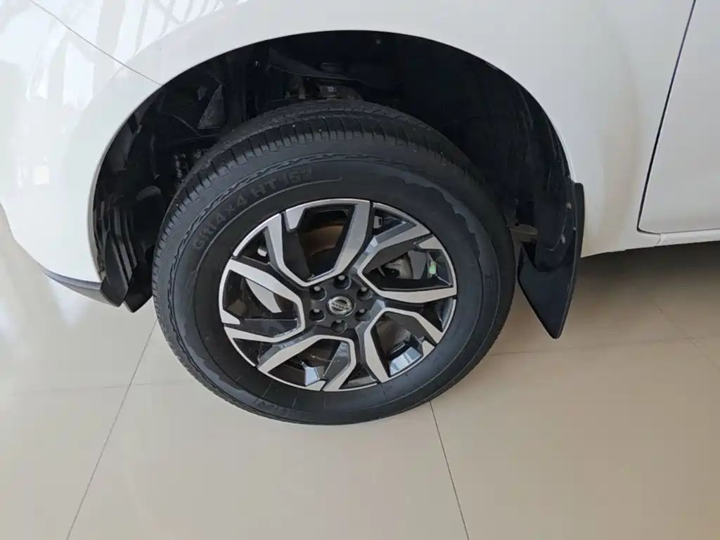 Dongfeng Rich 7 — миниатюра 23