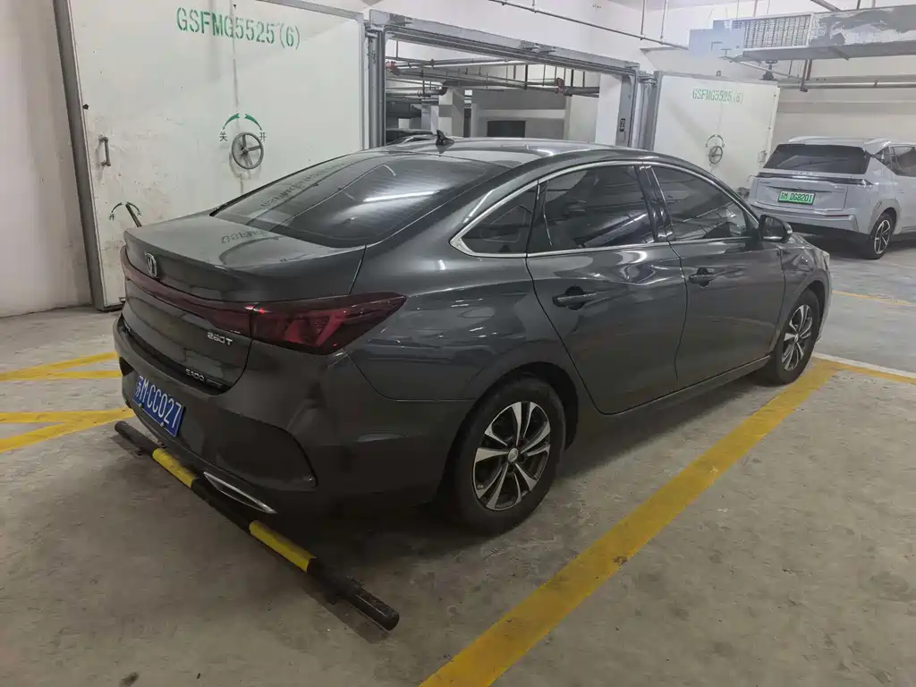 Changan Eado — миниатюра 4