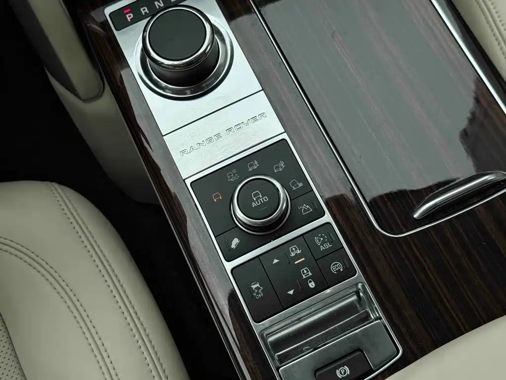 Land Rover Range Rover 2013 NA 5.0 V8 Vogue SE