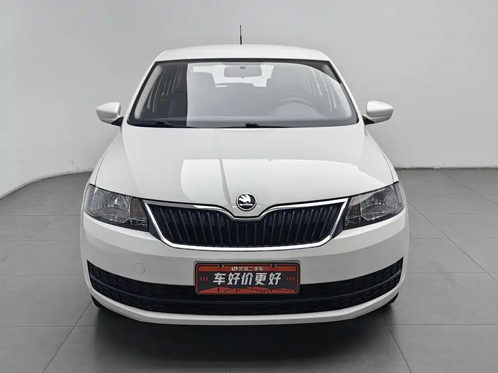Skoda Rapid Spaceback — миниатюра 3