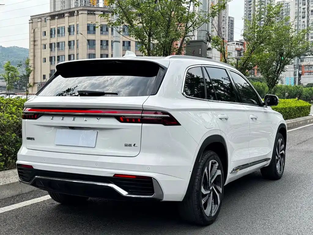 Geely Xingyue L — миниатюра 22