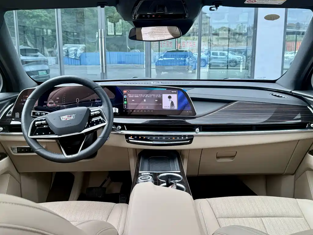 Cadillac XT5 2025 2.0T Luxury