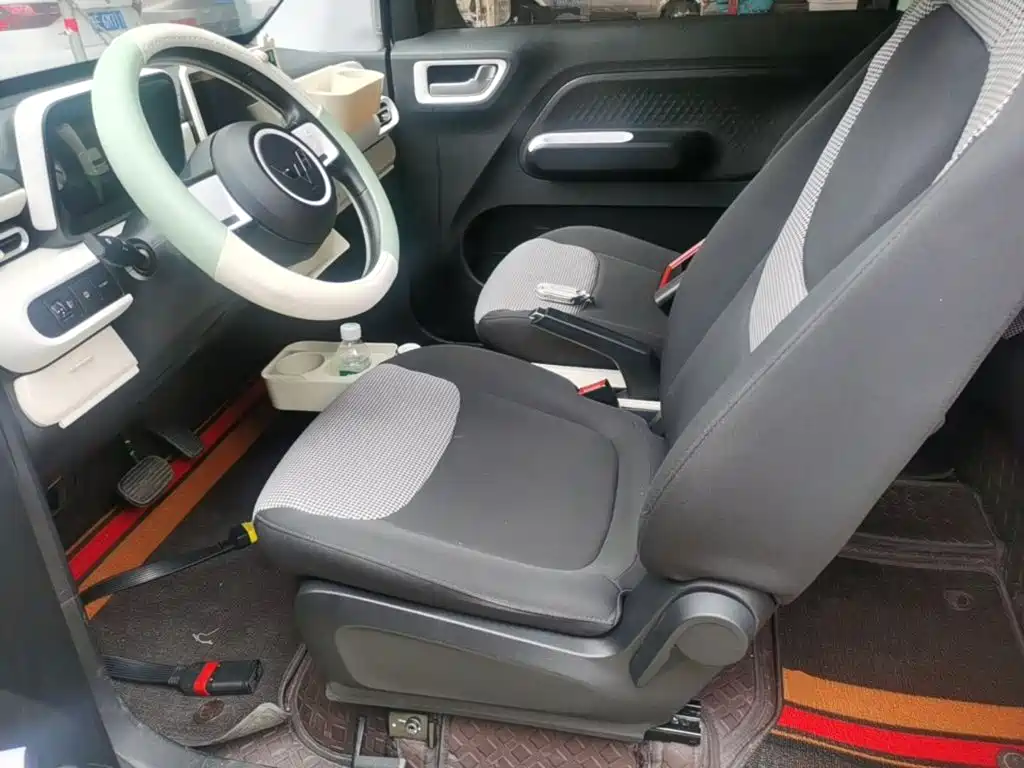 Wuling MINIEV — миниатюра 15