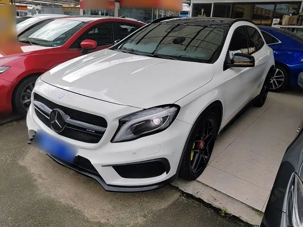 Mercedes-Benz GLA AMG — миниатюра 2