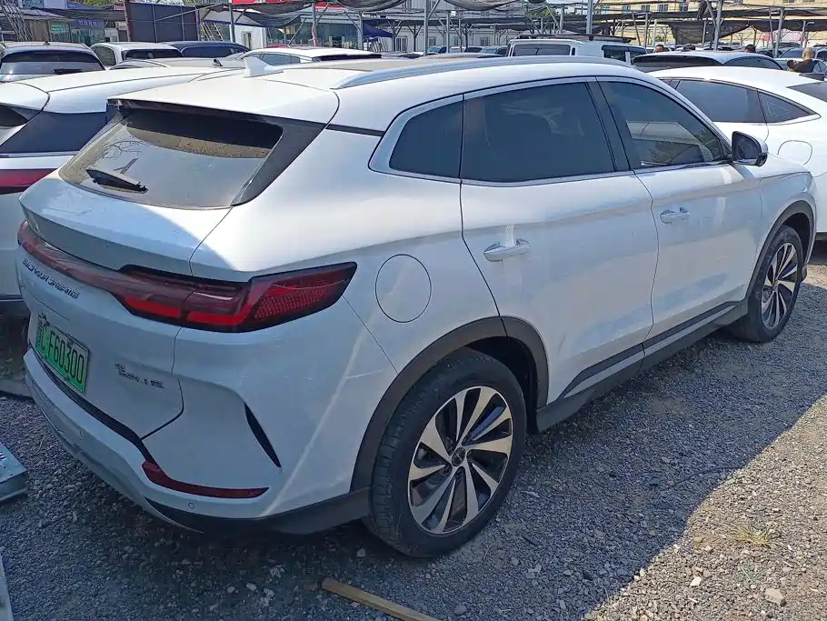 BYD PLUS New Energy — миниатюра 3