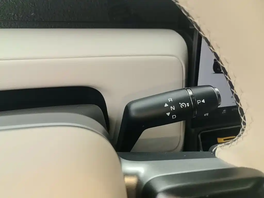 iCAR Автомобиль SuperV23 — миниатюра 14