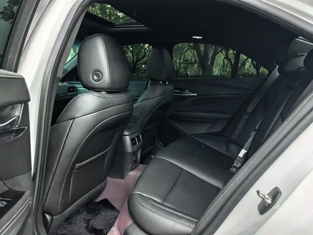 Cadillac CT4 2020 28T Fashion